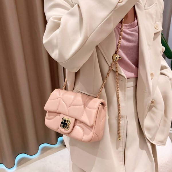 IMG_E6167 Korean Chain Bag Diamond Pattern Chain Messenger Bag Advanced Simple New Women's Messenger Shoulder Bag