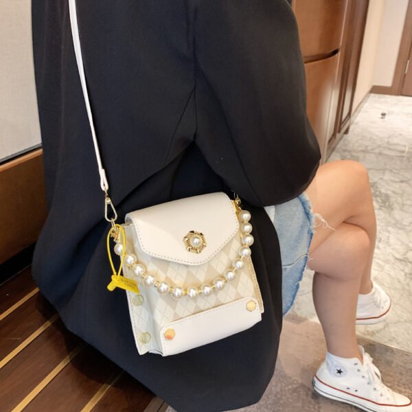 Small Bag Spring And Summer New Bag Women 2025 Hot Style Texture Shoulder Bag Vertical Mini Crossbody Lightweight Mobile Phone Bag
