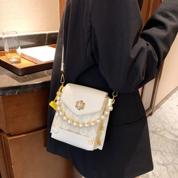 Small Bag Spring And Summer New Bag Women 2025 Hot Style Texture Shoulder Bag Vertical Mini Crossbody Lightweight Mobile Phone Bag