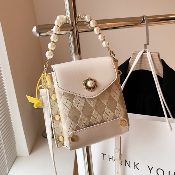 Small Bag Spring And Summer New Bag Women 2025 Hot Style Texture Shoulder Bag Vertical Mini Crossbody Lightweight Mobile Phone Bag