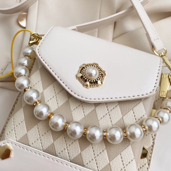 Small Bag Spring And Summer New Bag Women 2025 Hot Style Texture Shoulder Bag Vertical Mini Crossbody Lightweight Mobile Phone Bag