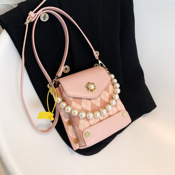 Small Bag Spring And Summer New Bag Women 2025 Hot Style Texture Shoulder Bag Vertical Mini Crossbody Lightweight Mobile Phone Bag