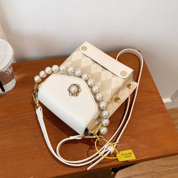 Small Bag Spring And Summer New Bag Women 2025 Hot Style Texture Shoulder Bag Vertical Mini Crossbody Lightweight Mobile Phone Bag
