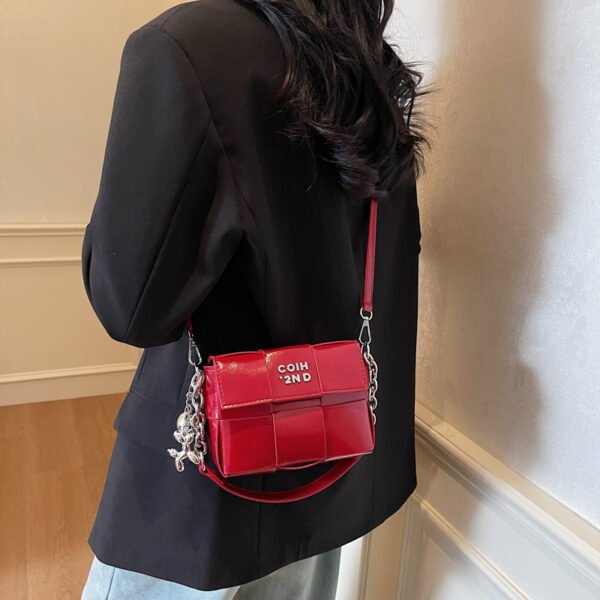 Processed with VSCO with s2 preset New Spring/Summer Fashion Shoulder Bag Niche High-End Trendy Messenger Bag