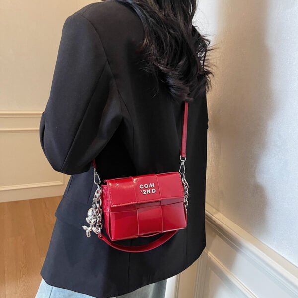 Processed with VSCO with s2 preset New Spring/Summer Fashion Shoulder Bag Niche High-End Trendy Messenger Bag