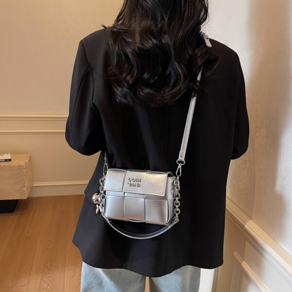 Processed with VSCO with s2 preset New Spring/Summer Fashion Shoulder Bag Niche High-End Trendy Messenger Bag