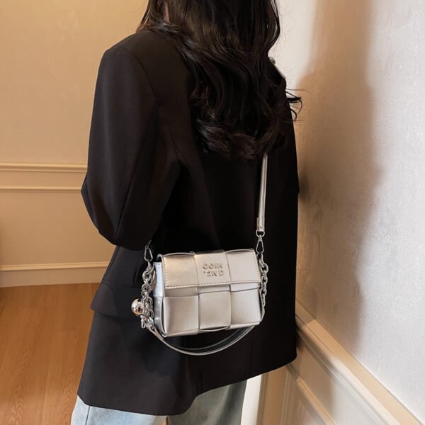 Processed with VSCO with s2 preset New Spring/Summer Fashion Shoulder Bag Niche High-End Trendy Messenger Bag