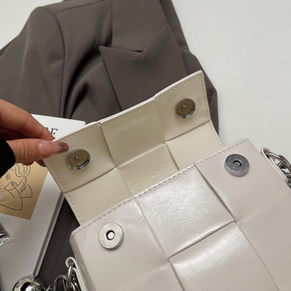 Processed with VSCO with s2 preset New Spring/Summer Fashion Shoulder Bag Niche High-End Trendy Messenger Bag