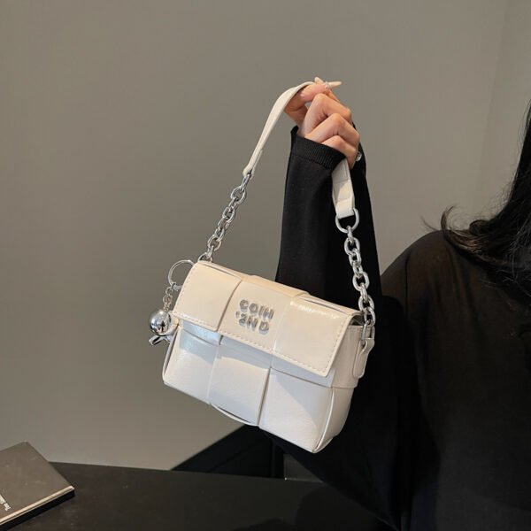 Processed with VSCO with s2 preset New Spring/Summer Fashion Shoulder Bag Niche High-End Trendy Messenger Bag