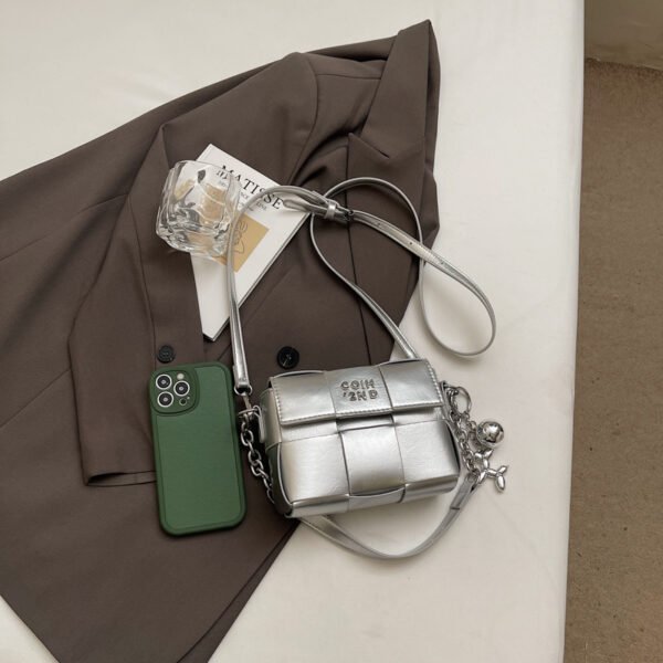 Processed with VSCO with s2 preset New Spring/Summer Fashion Shoulder Bag Niche High-End Trendy Messenger Bag