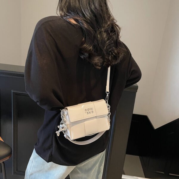 Processed with VSCO with s2 preset New Spring/Summer Fashion Shoulder Bag Niche High-End Trendy Messenger Bag