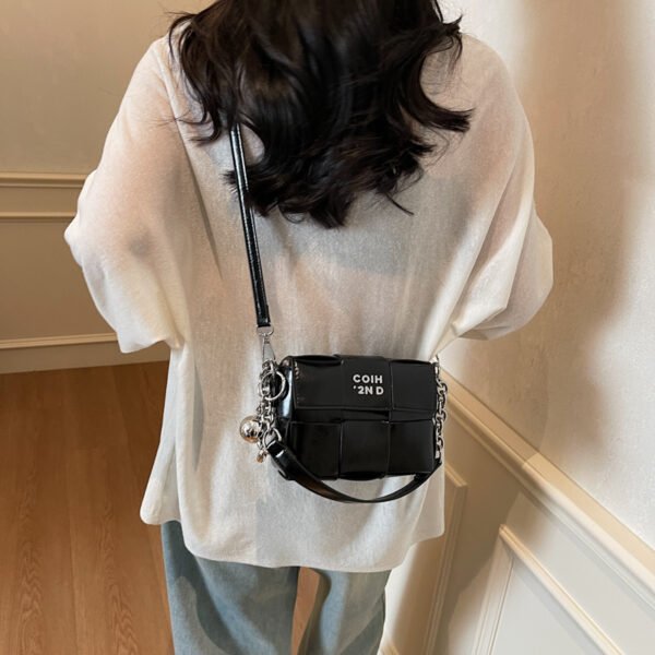 Processed with VSCO with s2 preset New Spring/Summer Fashion Shoulder Bag Niche High-End Trendy Messenger Bag