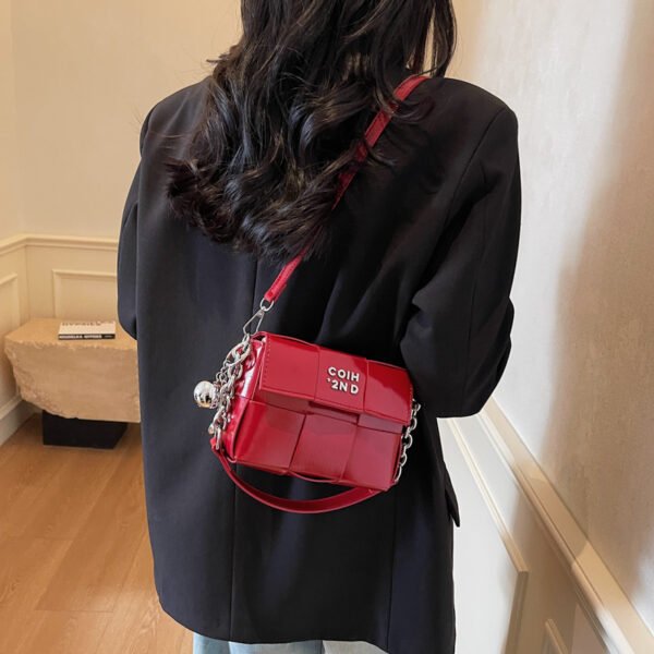 Processed with VSCO with s2 preset New Spring/Summer Fashion Shoulder Bag Niche High-End Trendy Messenger Bag