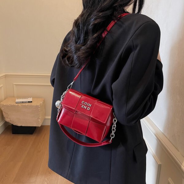 Processed with VSCO with s2 preset New Spring/Summer Fashion Shoulder Bag Niche High-End Trendy Messenger Bag