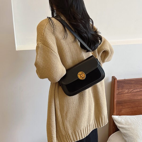French Trend Fashion Simple New Texture Commuting Leisure Retro Shoulder Crossbody Underarm Handbag Bag Female