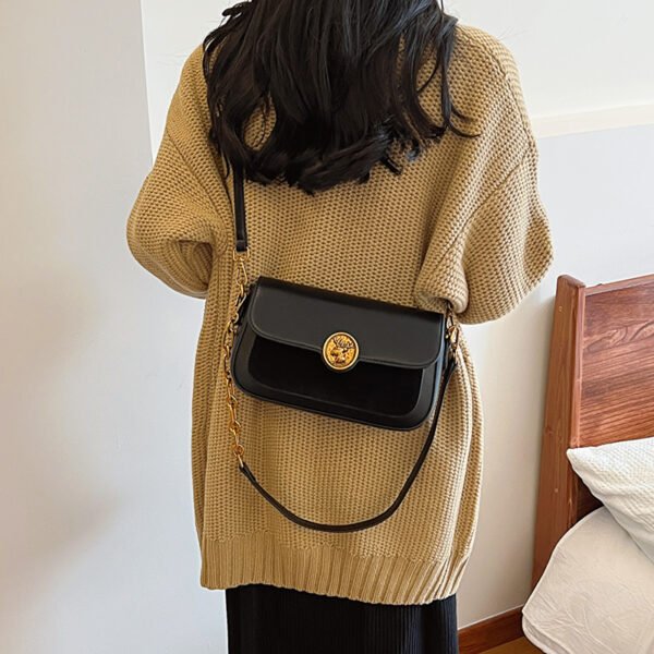 French Trend Fashion Simple New Texture Commuting Leisure Retro Shoulder Crossbody Underarm Handbag Bag Female