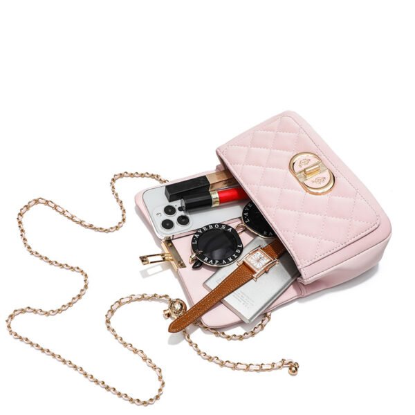 t10 Pineapple Underarm Bag