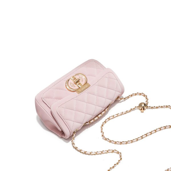 t8 Pineapple Underarm Bag