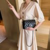 Classic Chanel style bag, celebrity style, diamond chain messenger bag, lazy fashion shoulder bag