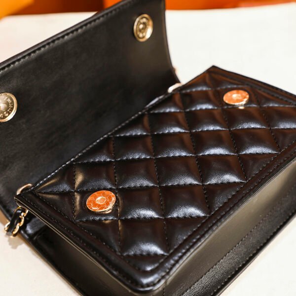 Spring/Summer Popular Diamond Chain Bag Women's Small Square Bag Design Niche Shoulder Messenger Bag