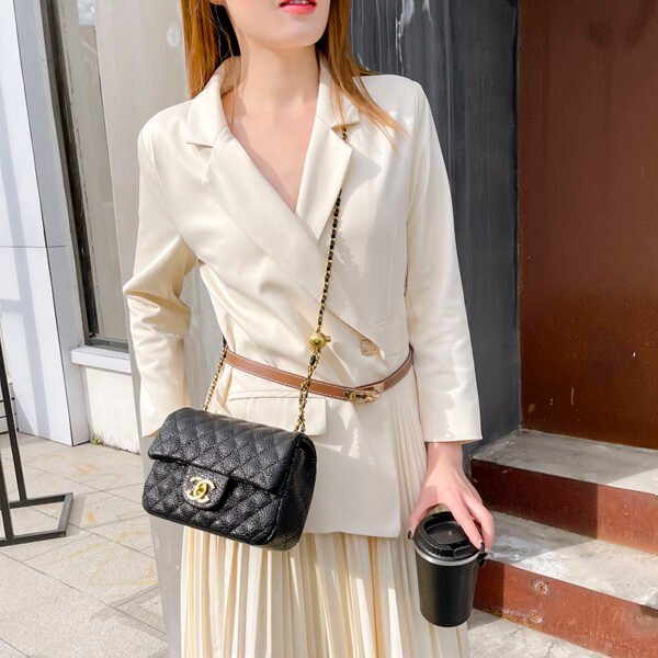 Single-Shoulder Bag: Classic Diamond Embroidery