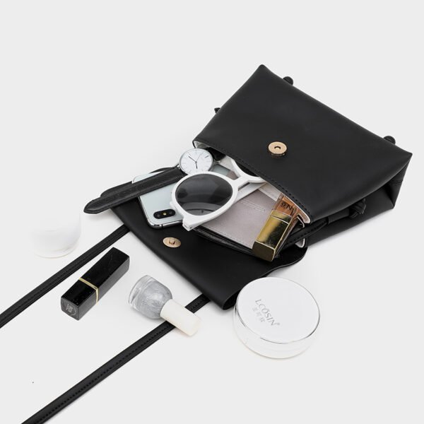 主图 (15) Textured Small Black High-End Bag Female Trendy Japanese Style Internet Celebrity Trendy Ins Super Hot Versatile Crossbody Bag