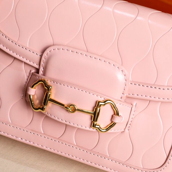 主图 (17) Women's Small Square Bag Underarm Shoulder Handbag Wave Saddle Bag Women's Crossbody