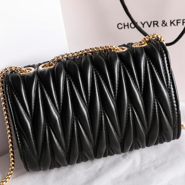 Spring Summer New Fashion Chain Shoulder Wrinkled Leather Bag Diamond Crossbody Bag Underarm Bag Women's Bag