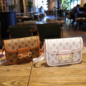 Retro Design Pu Horsebit Saddle Bag Old Flower Women's Bag Single Shoulder Cross-Border Bag Messenger Bag Bags Women's Bag