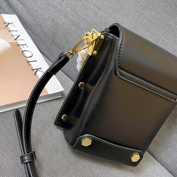 One-Shoulder Crossbody Korean Version Pearl Handbag Fashionable Simple Sweet Women's Bag Mobile Phone Bag