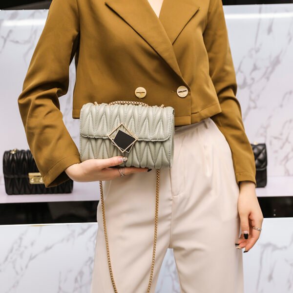 Spring Summer New Fashion Chain Shoulder Wrinkled Leather Bag Diamond Crossbody Bag Underarm Bag Women's Bag