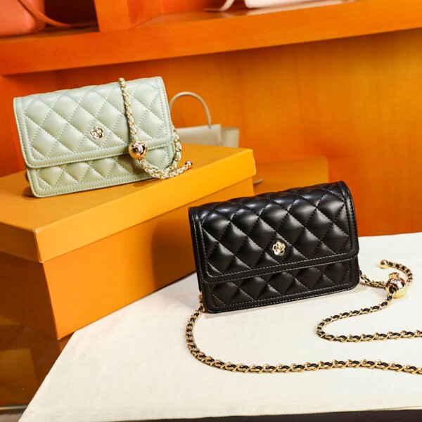 Spring/Summer Popular Diamond Chain Bag Women's Small Square Bag Design Niche Shoulder Messenger Bag