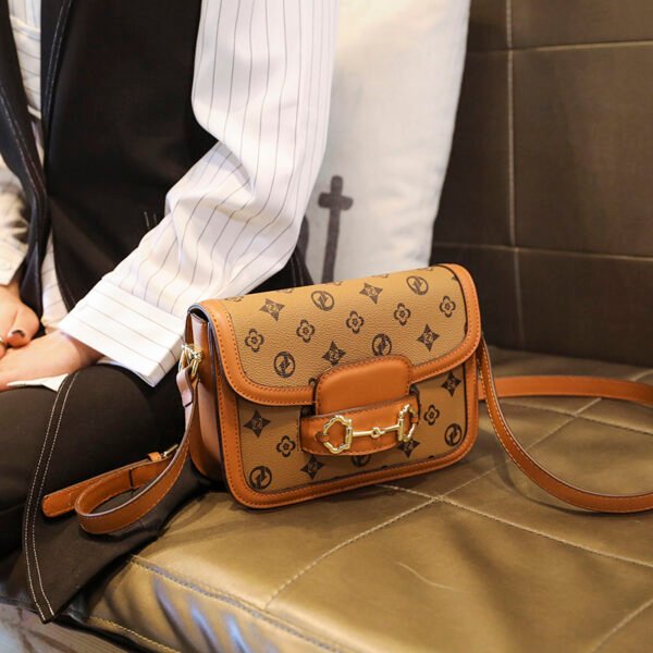 主图 (22) Retro Design Pu Horsebit Saddle Bag Old Flower Women's Bag Single Shoulder Cross-Border Bag Messenger Bag Bags Women's Bag