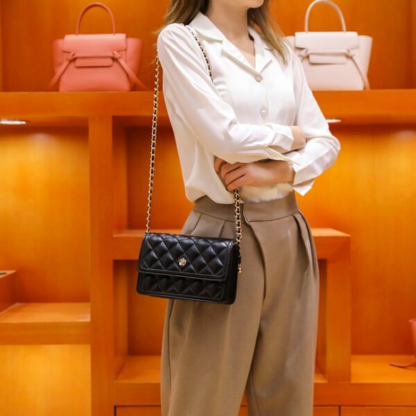 Spring/Summer Popular Diamond Chain Bag Women's Small Square Bag Design Niche Shoulder Messenger Bag