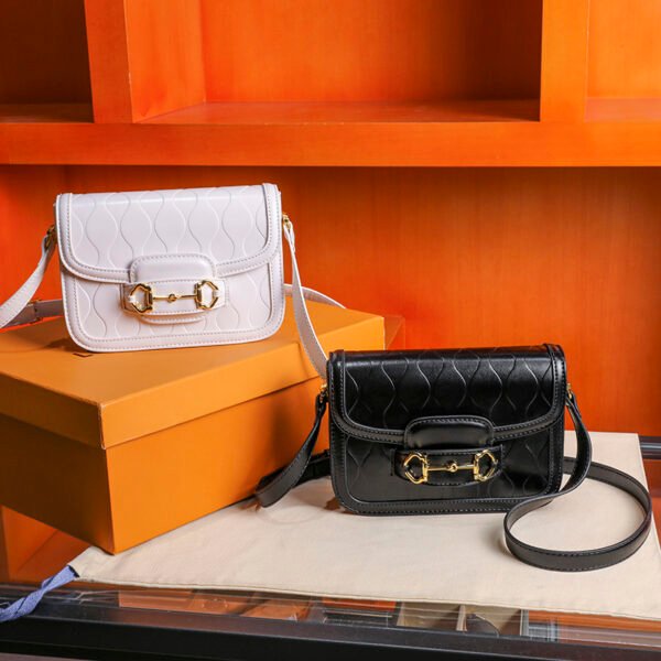 主图 (24) Women's Small Square Bag Underarm Shoulder Handbag Wave Saddle Bag Women's Crossbody