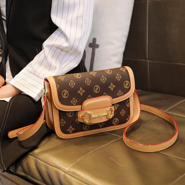 主图 (25) Retro Design Pu Horsebit Saddle Bag Old Flower Women's Bag Single Shoulder Cross-Border Bag Messenger Bag Bags Women's Bag