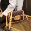 主图 (26) Retro Design Pu Horsebit Saddle Bag Old Flower Women's Bag Single Shoulder Cross-Border Bag Messenger Bag Bags Women's Bag