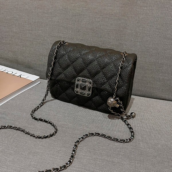 Diamond Embroidery Bag Autumn And Winter Retro New Women's Bag Popular Chain Messenger Bag Fashionable Small Square Bag