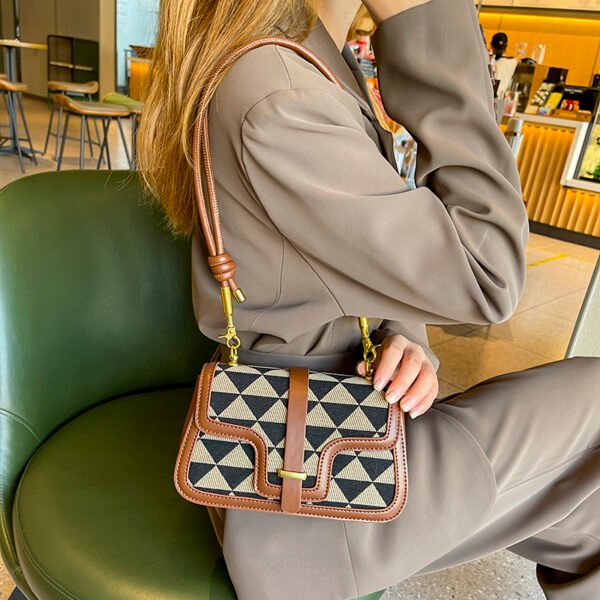 Light Luxury Niche Design Checkerboard Bag Women's Versatile Shoulder Bag Stylish Underarm Bag