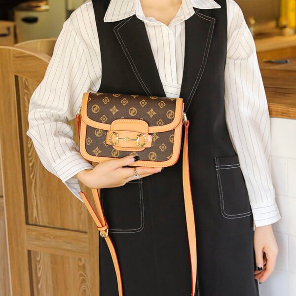 主图 (27) Retro Design Pu Horsebit Saddle Bag Old Flower Women's Bag Single Shoulder Cross-Border Bag Messenger Bag Bags Women's Bag