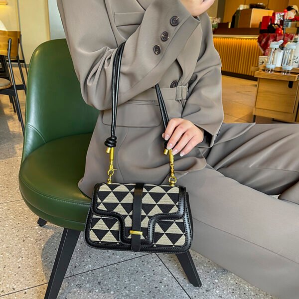 Light Luxury Niche Design Checkerboard Bag Women's Versatile Shoulder Bag Stylish Underarm Bag