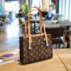 主图 (32) Classic Old Flower Fashion Brand Commuter Shoulder Bag Women's Light Luxury High-End Stylish Hand-Held Tote Bag