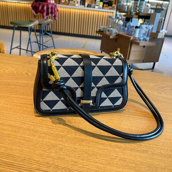 Light Luxury Niche Design Checkerboard Bag Women's Versatile Shoulder Bag Stylish Underarm Bag