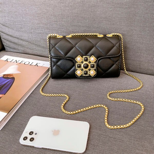 主图 (39) Pearl Diamond Buckle Women's Bag Large Capacity Bag Autumn And Winter New Style Trendy Versatile Shoulder Messenger Bag Diamond Chain Bag