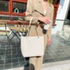 New Large-Capacity Diamond Chain Tote Bag Simple Light Luxury High-End Shoulder Bag Casual Commuting Versatile Women's Bag