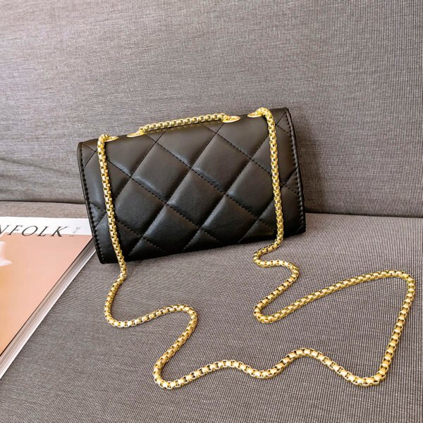 主图 (41) Pearl Diamond Buckle Women's Bag Large Capacity Bag Autumn And Winter New Style Trendy Versatile Shoulder Messenger Bag Diamond Chain Bag