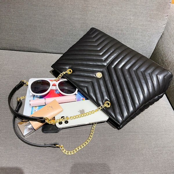 V-Grain Tote Bag Ladies Bag Women's Bag Wholesale Women's Messenger Bag Large Capacity Embroidered Shoulder Bag