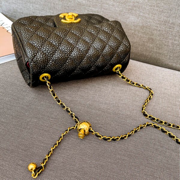 Single-Shoulder Bag: Classic Diamond Embroidery