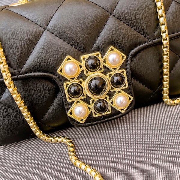 主图 (50) Pearl Diamond Buckle Women's Bag Large Capacity Bag Autumn And Winter New Style Trendy Versatile Shoulder Messenger Bag Diamond Chain Bag