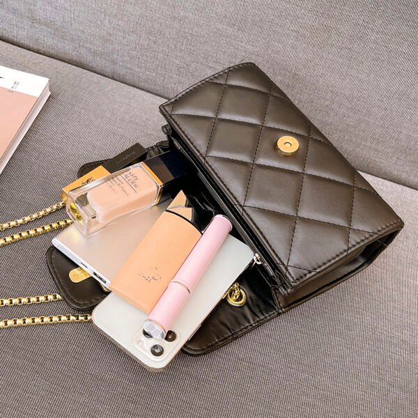 主图 (55) Pearl Diamond Buckle Women's Bag Large Capacity Bag Autumn And Winter New Style Trendy Versatile Shoulder Messenger Bag Diamond Chain Bag